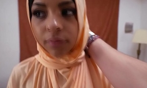Arab amateur POV pussyfucked wearing hajib